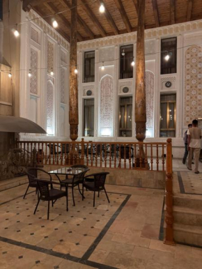 Orom INN Boutique